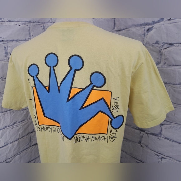Stussy Men's T-Shirt Tee Vintage 90s Y2K Crown Yellow Broken Crown Logo Medium - Picture 1 of 10